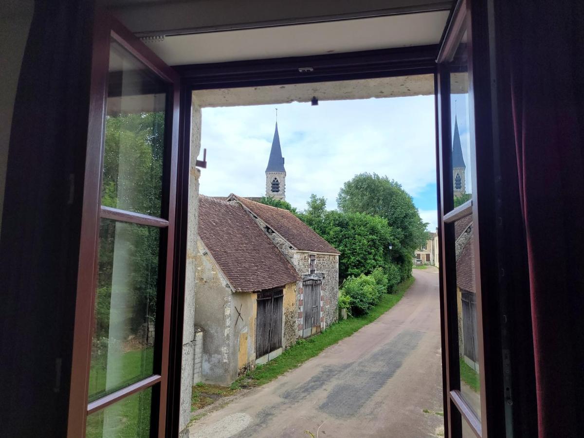 Maison Forte Perreuse Треньї Екстер'єр фото